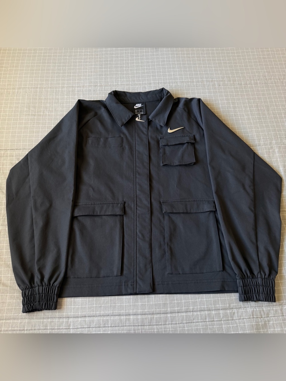 Nike Black Woven Utility Jacket Multi-Pocket Full Zip Snap Front Women’s XL